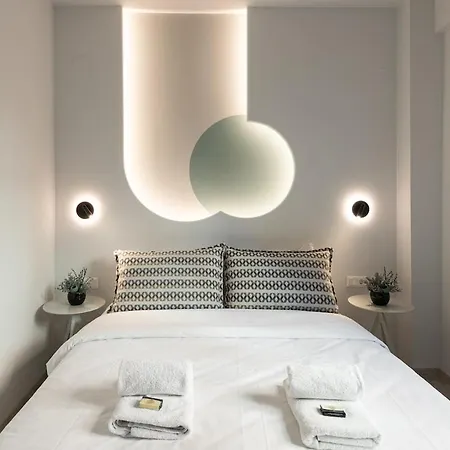 アパート Futuristic Chic Oasis In The Heart Of The