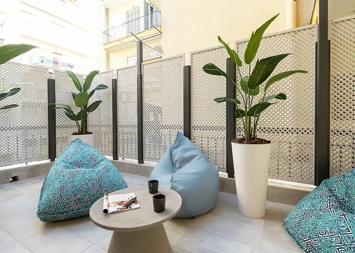 Apartament Futuristic Chic Oasis In The Heart Of The *