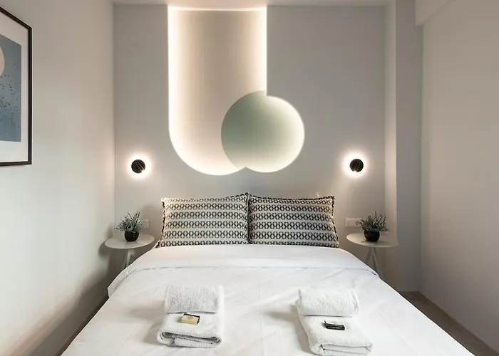 Apartament Futuristic Chic Oasis In The Heart Of The